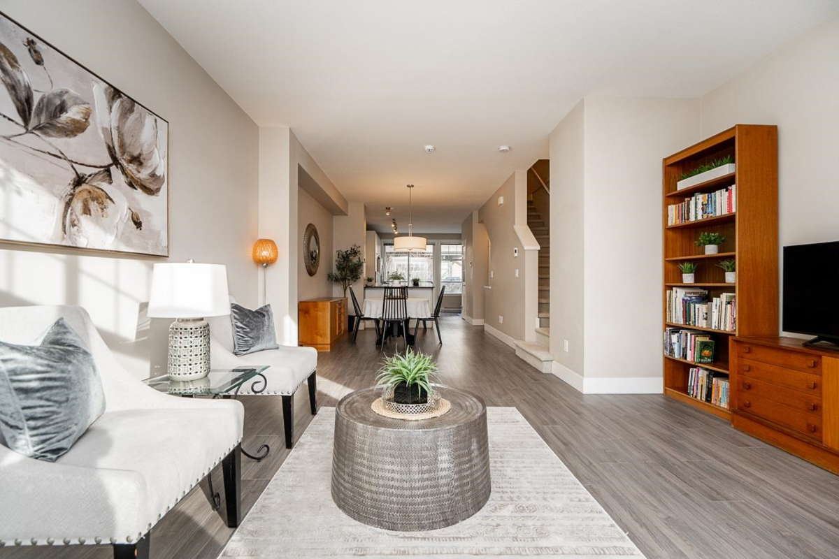Breakfast Nook Photo of 27 6088 Beresford Street, Burnaby, BC