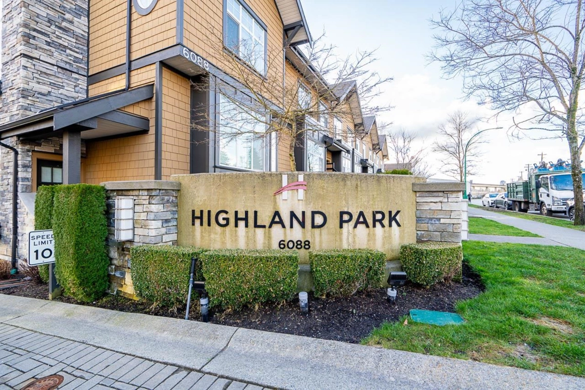 Community Amenities Photo (Clubhouse) of 27 6088 Beresford Street, Burnaby, BC