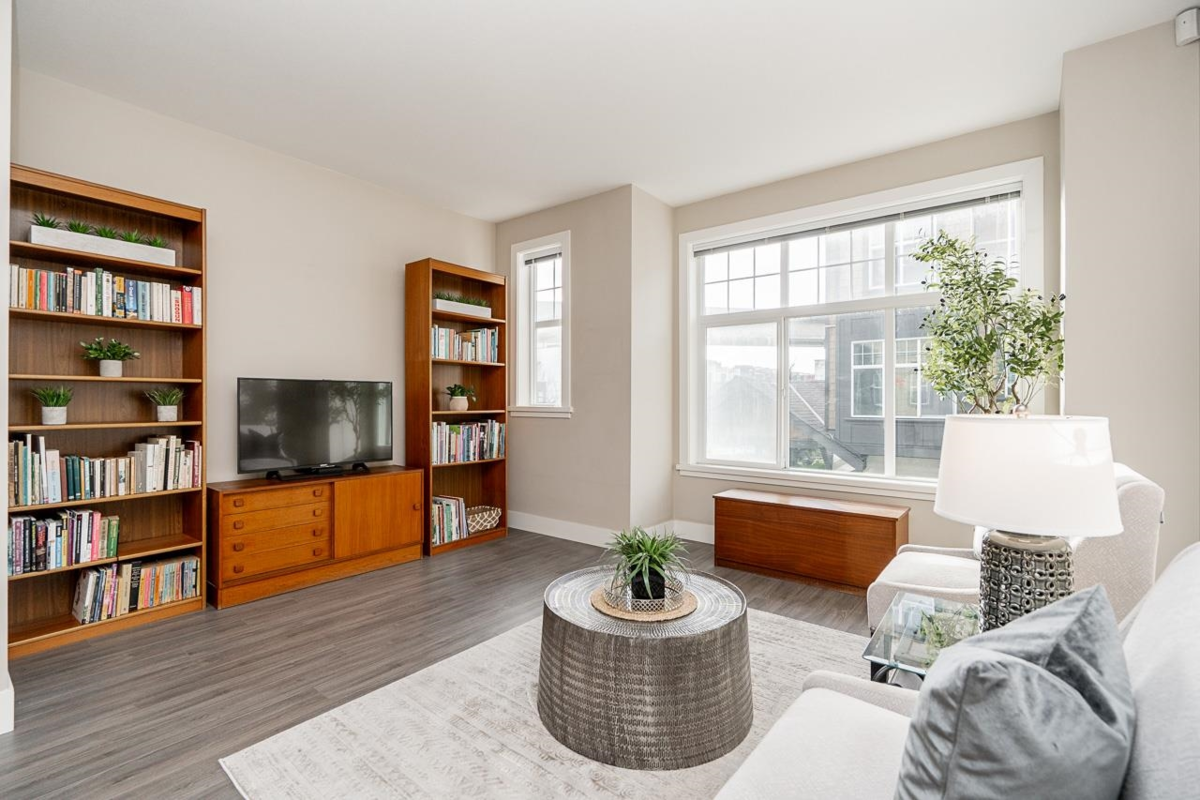 Pantry Photo of 27 6088 Beresford Street, Burnaby, BC