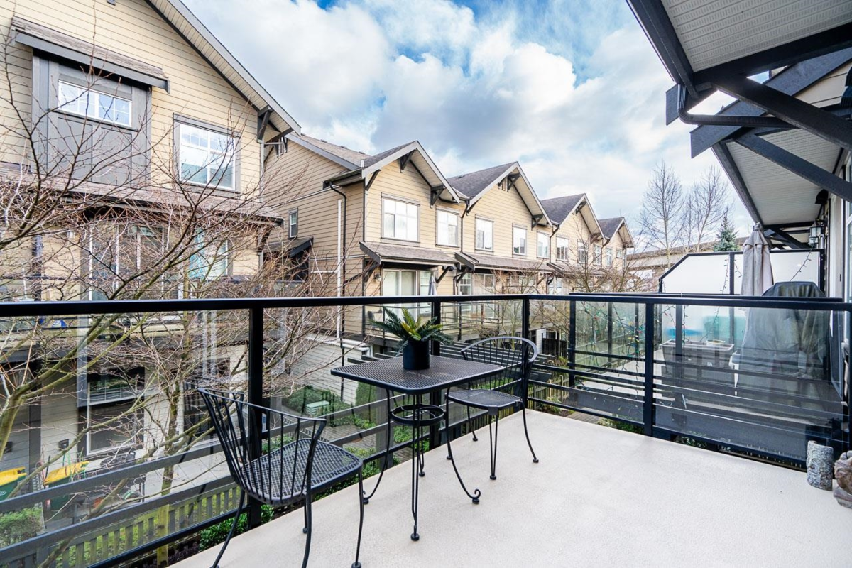 Swimming Pool Photo of 27 6088 Beresford Street, Burnaby, BC