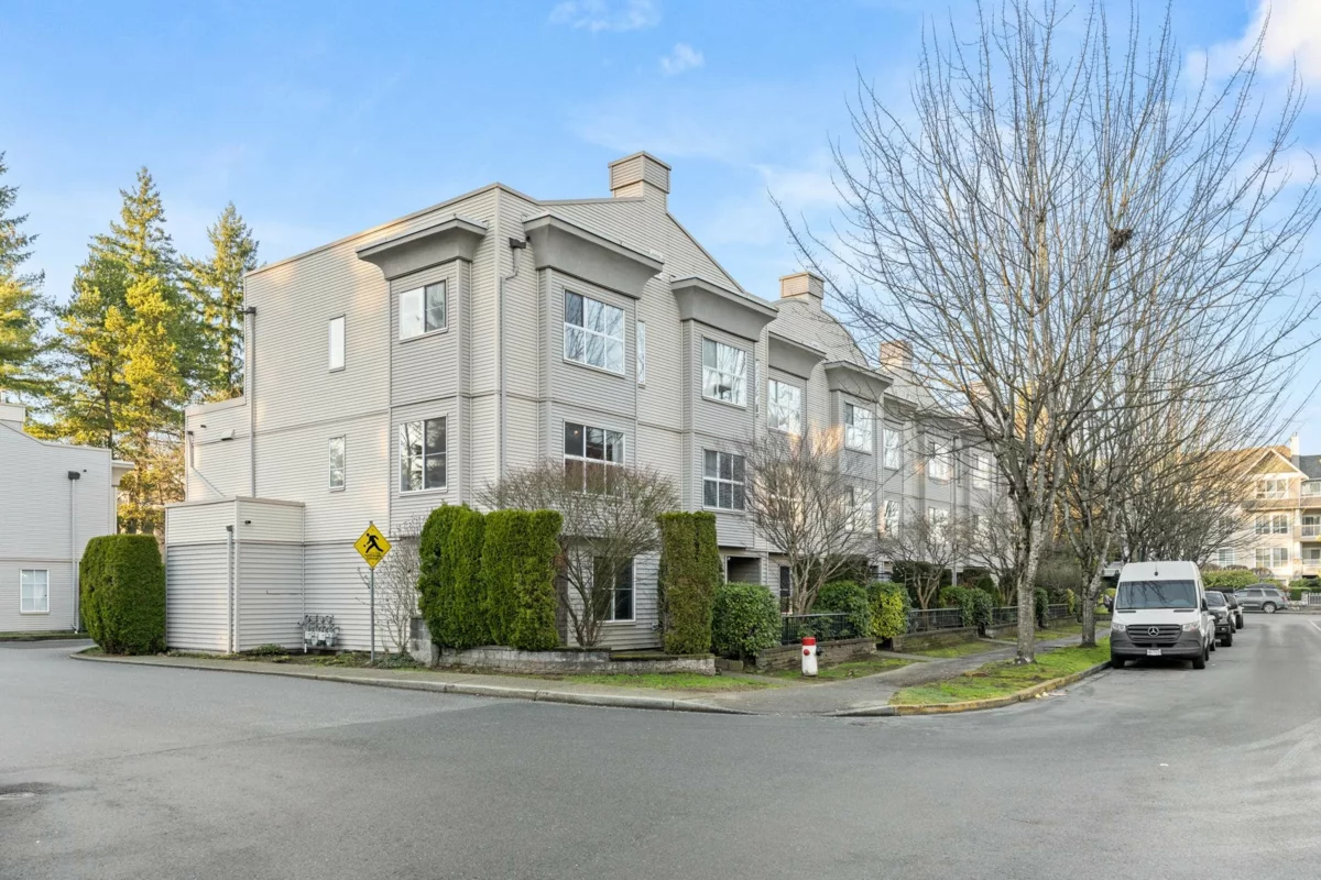 Living Room Photo of 59 12449 191 Street, Pitt Meadows, BC