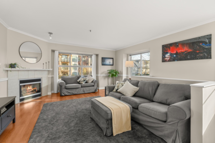 Kitchen Photo of 59 12449 191 Street, Pitt Meadows, BC
