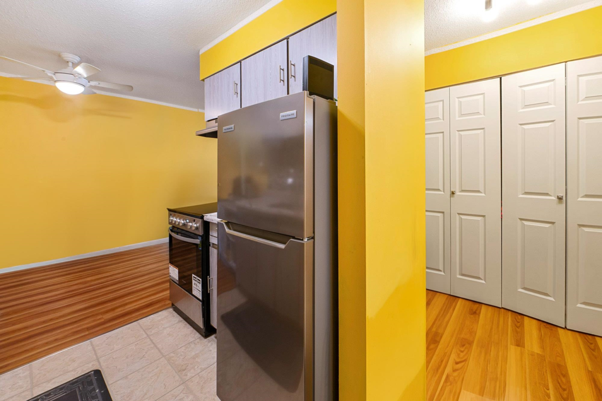 Dining Area Photo of 325 11806 88 Avenue, Delta, BC
