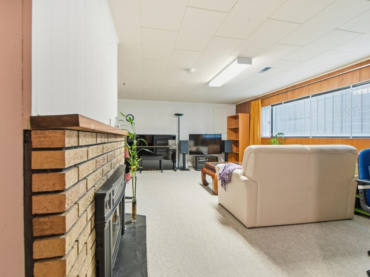 Garage Interior Photo of 11264 135a Street, Surrey, BC