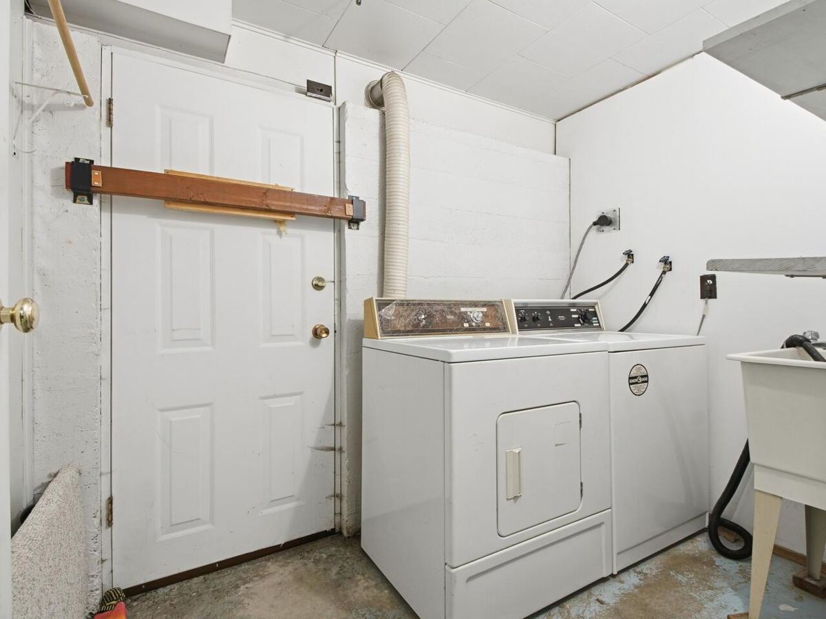 Garden / Landscaping Photo of 11264 135a Street, Surrey, BC