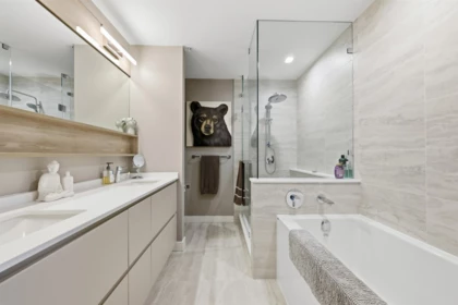 Laundry Room Photo of 1103 1526 Finlay Street, White Rock, BC