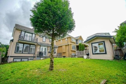 Swimming Pool Photo of 15075 70a Avenue, Surrey, BC