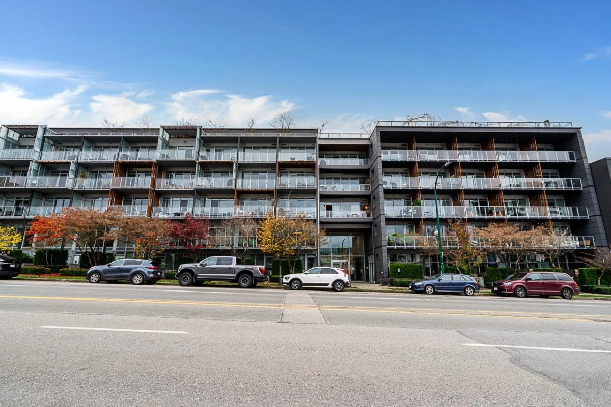 Exterior Front Photo of 417 256 E 2nd Avenue, Vancouver, BC