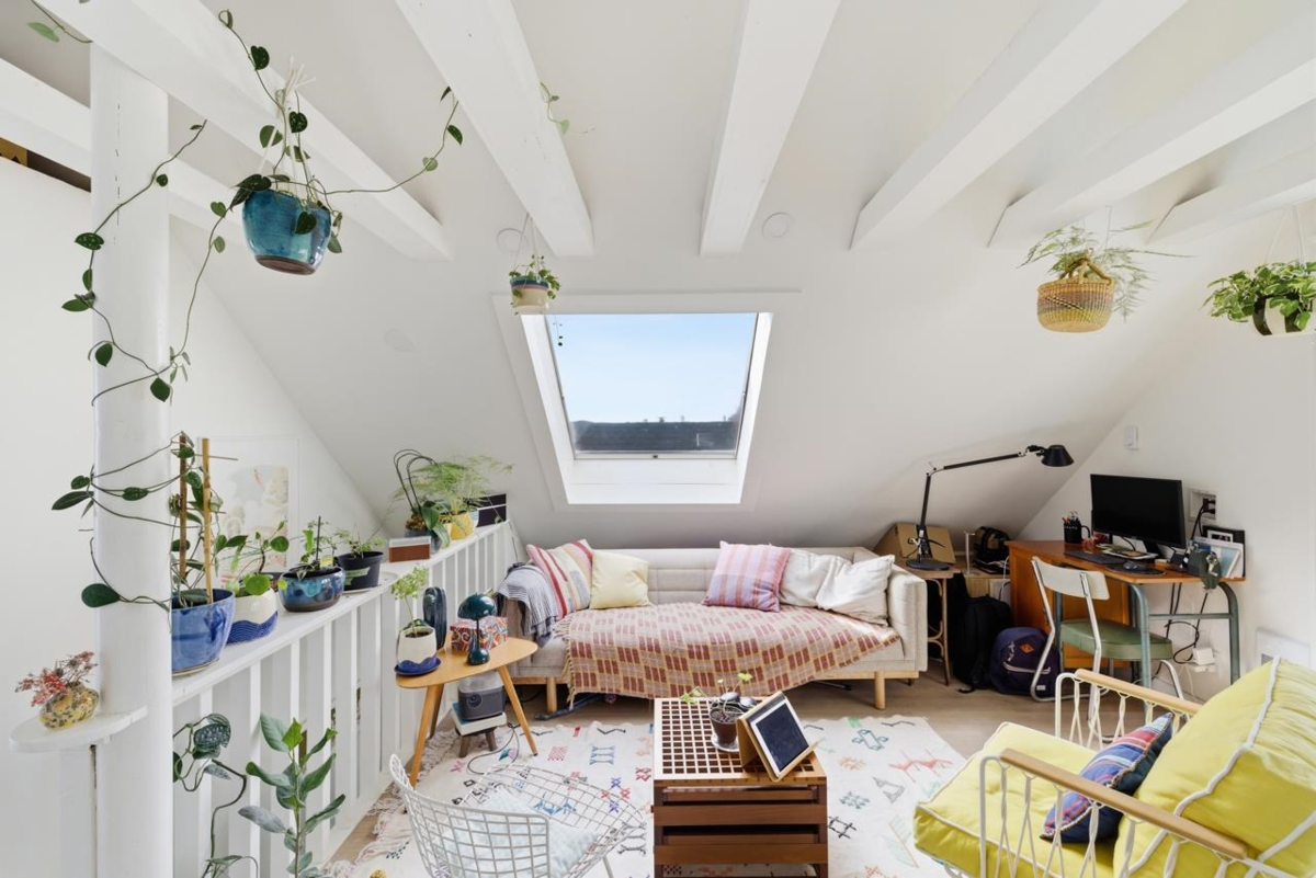 Primary Bathroom Photo of 1758 Venables Street, Vancouver, BC
