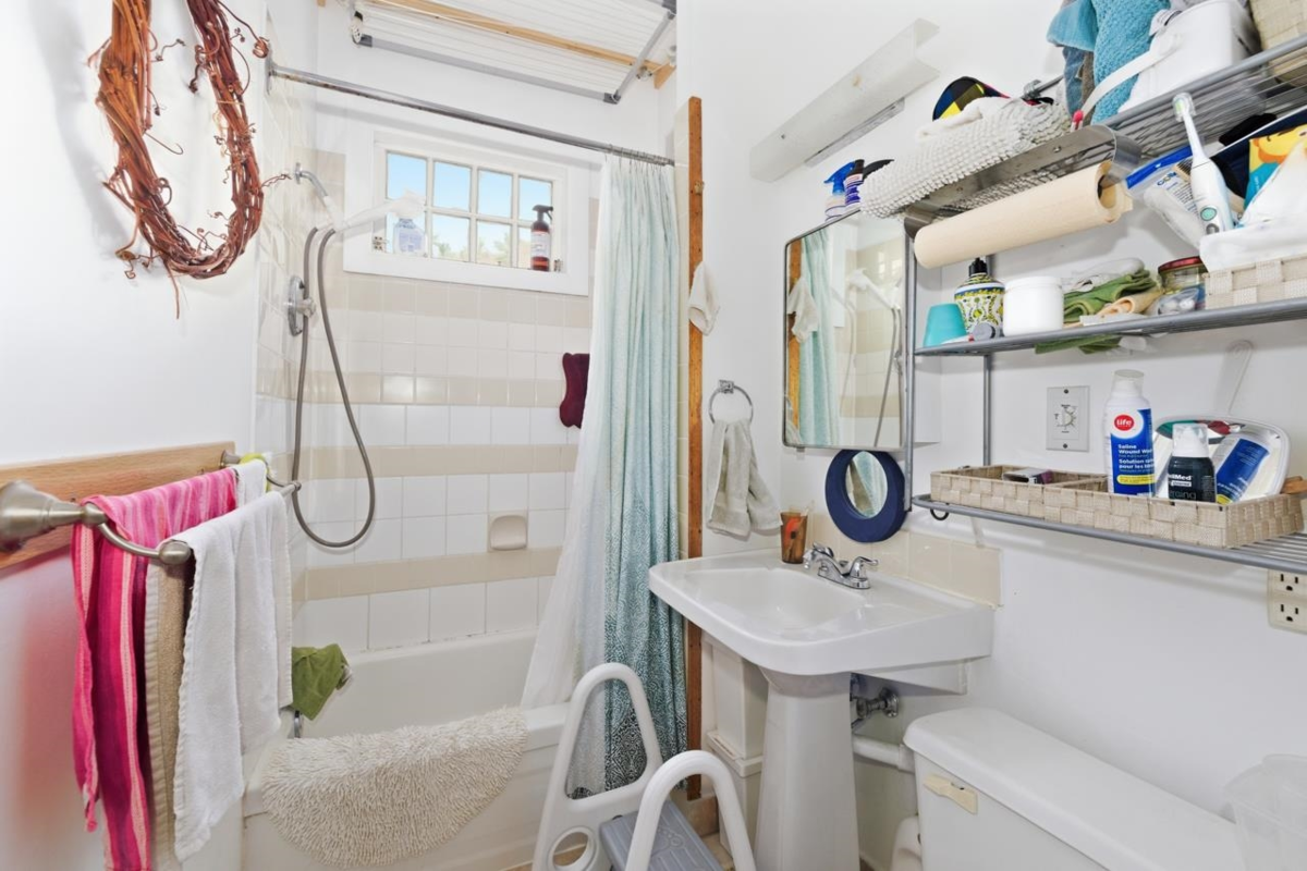 Staircase Photo of 1758 Venables Street, Vancouver, BC