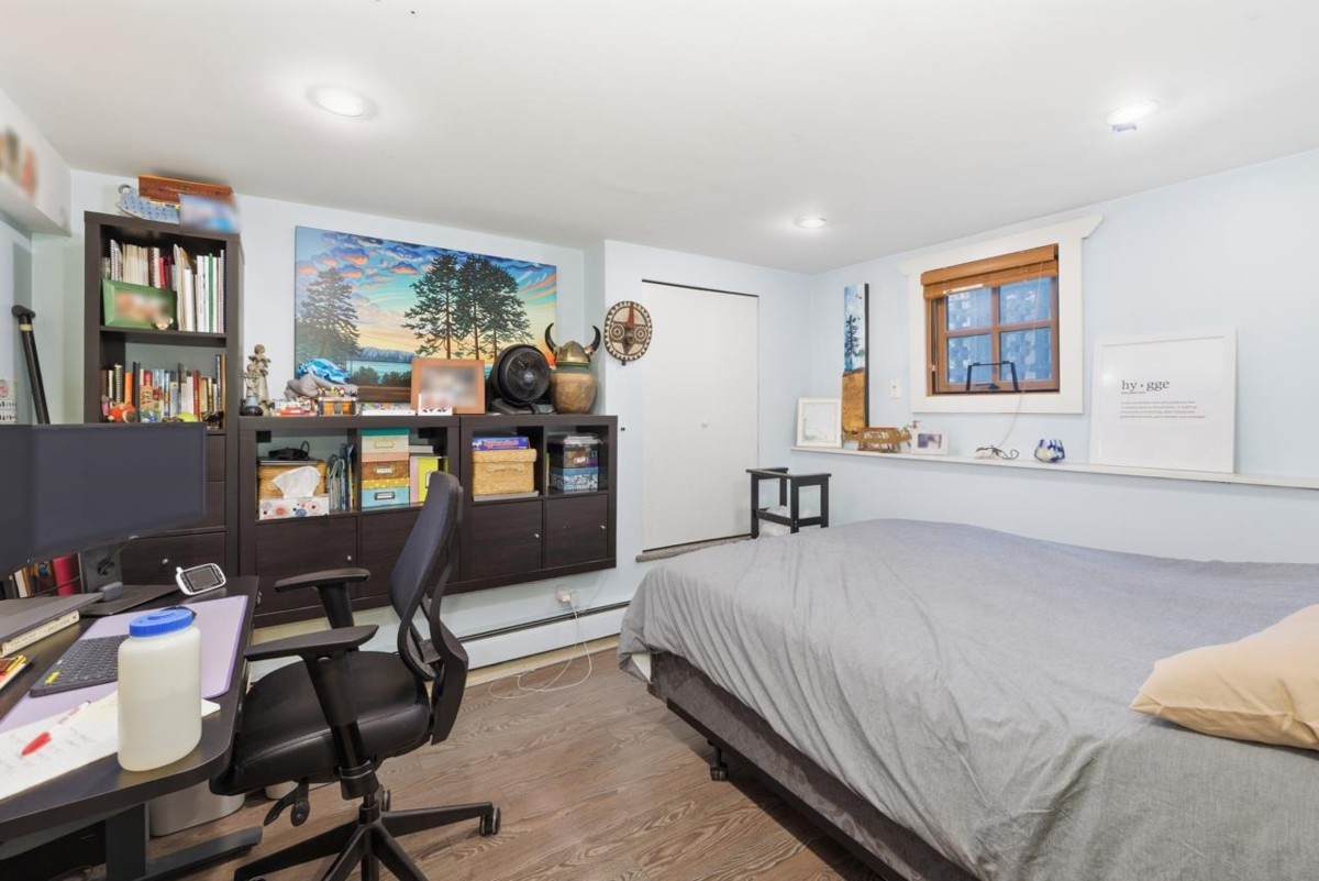 Swimming Pool Photo of 1758 Venables Street, Vancouver, BC