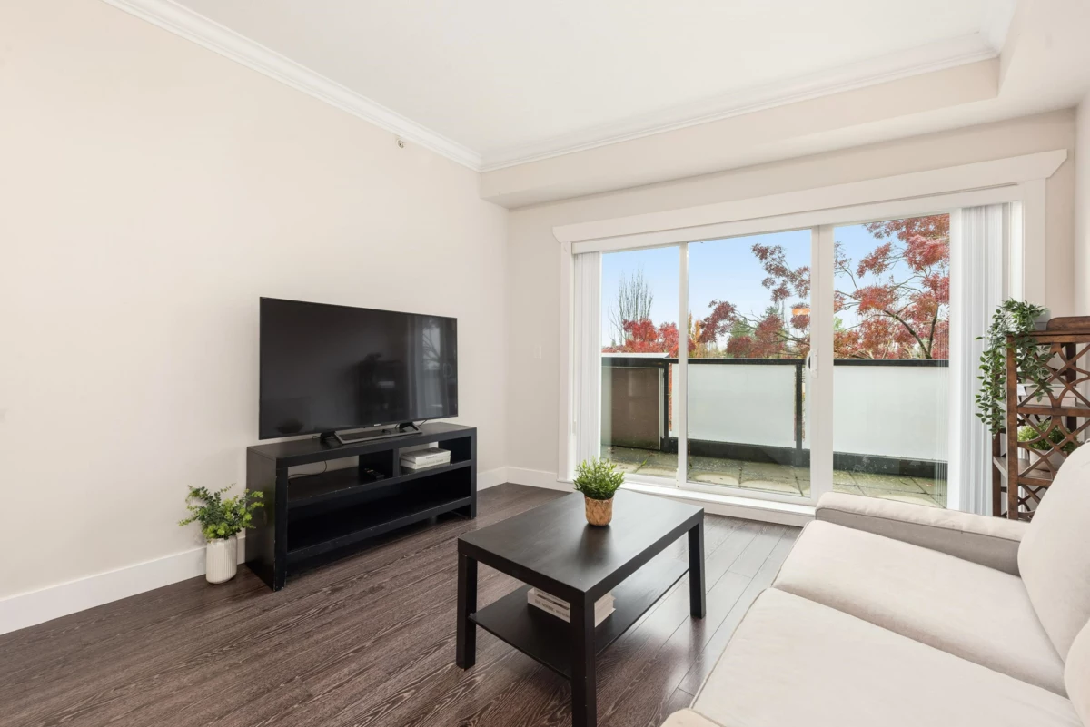 Family Room Photo of 401 3437 Kingsway, Vancouver, BC