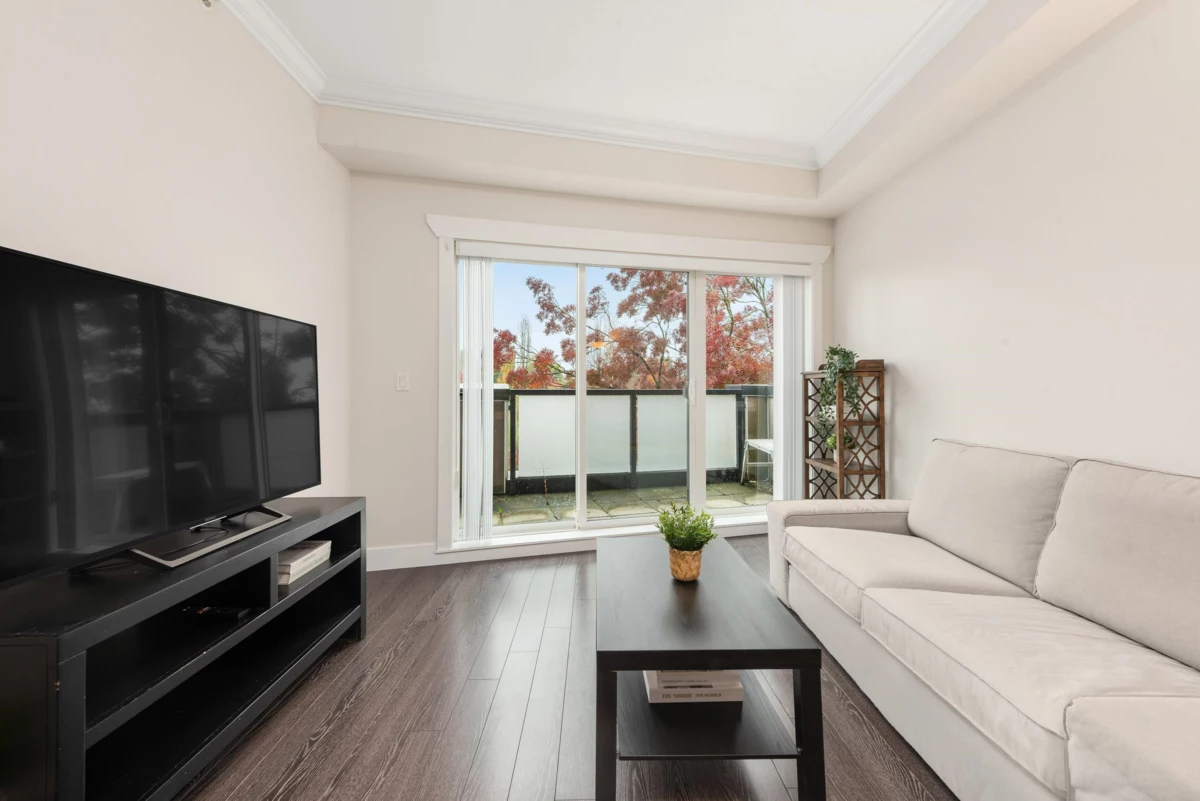 Living Room Photo of 401 3437 Kingsway, Vancouver, BC