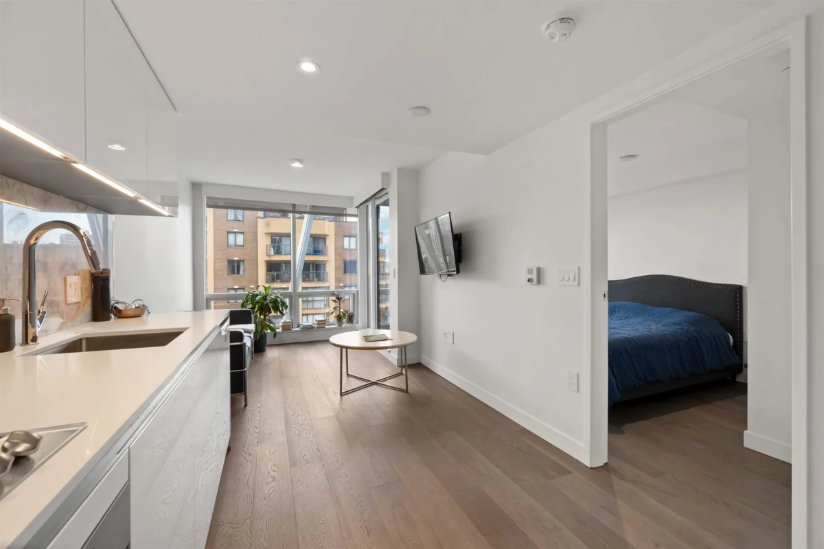 Breakfast Nook Photo of 1305 1111 Richards Street, Vancouver, BC