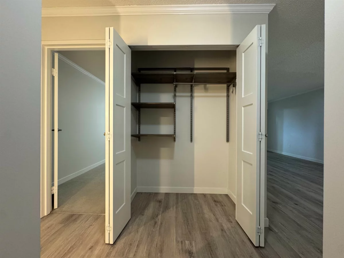 Dining Area Photo of 124 11806 88 Avenue, Delta, BC