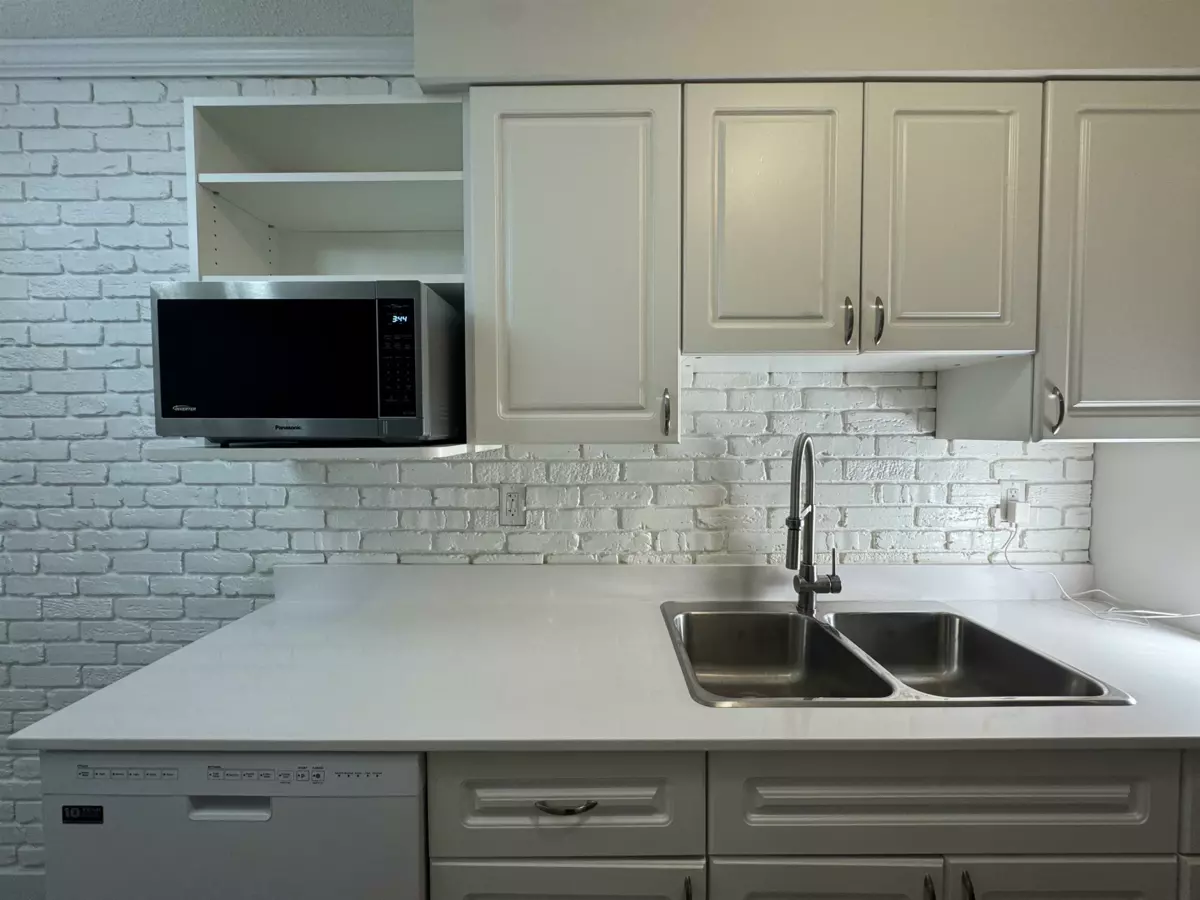 Exterior Rear Photo of 124 11806 88 Avenue, Delta, BC