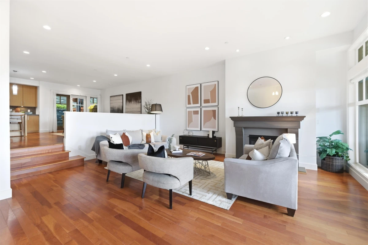 Family Room Photo of 5 2555 Skilift Road, West Vancouver, BC