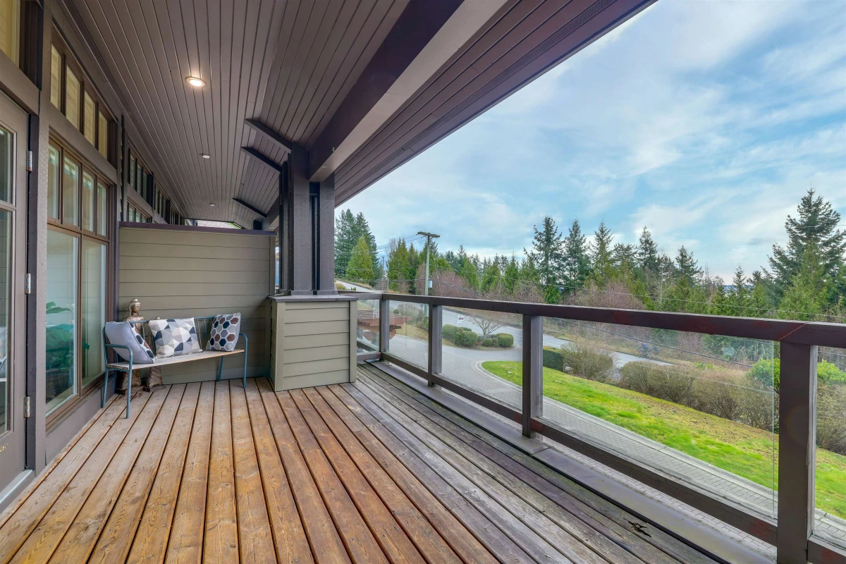 Outdoor Kitchen Photo of 5 2555 Skilift Road, West Vancouver, BC
