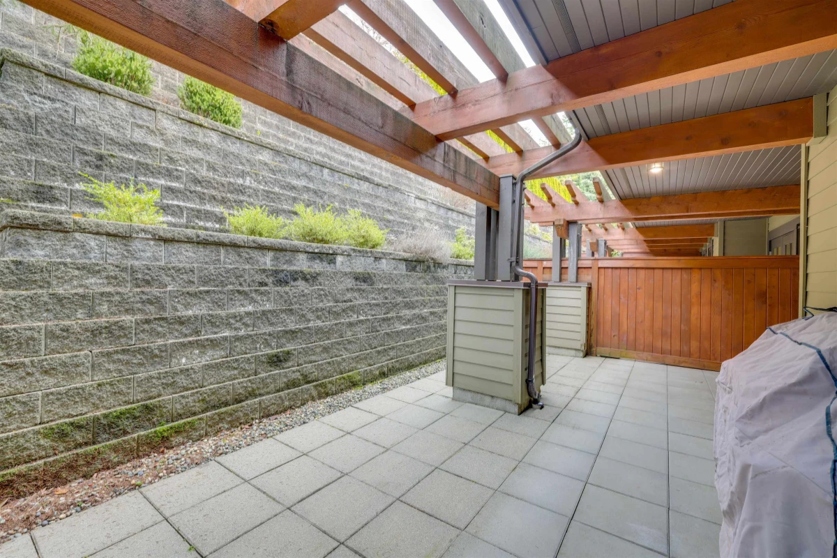 Swimming Pool Photo of 5 2555 Skilift Road, West Vancouver, BC