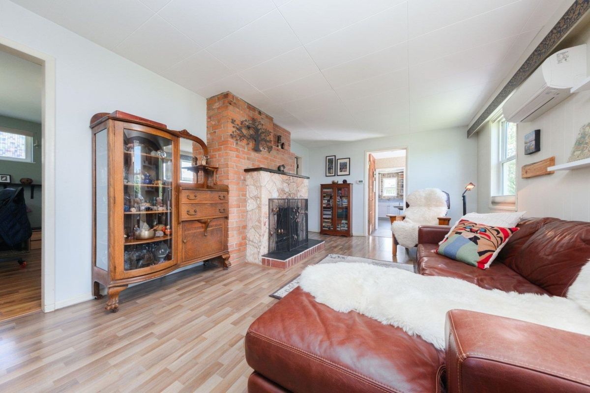 Dining Area Photo of 4412 W River Road, Delta, BC