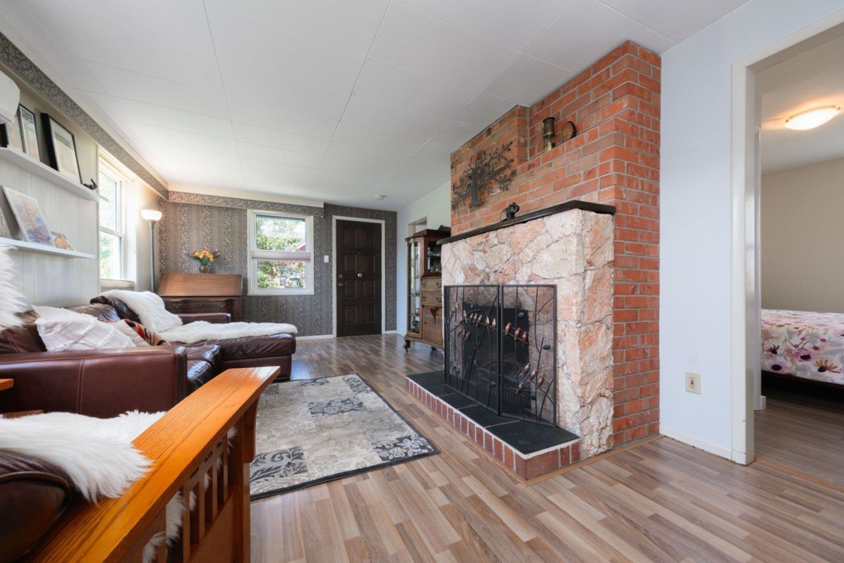 Family Room Photo of 4412 W River Road, Delta, BC