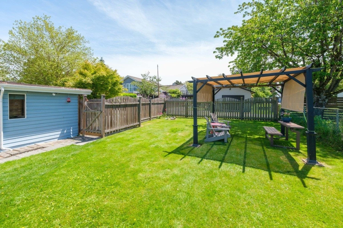 Loft / Bonus Room Photo of 4412 W River Road, Delta, BC