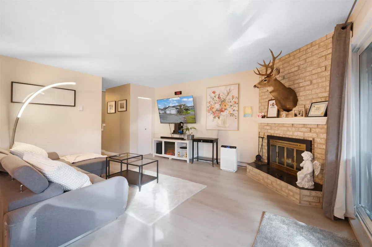 Bedroom 4 Photo of 30 46689 First Avenue, Chilliwack, BC