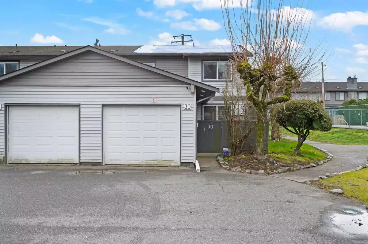 Exterior Rear Photo of 30 46689 First Avenue, Chilliwack, BC