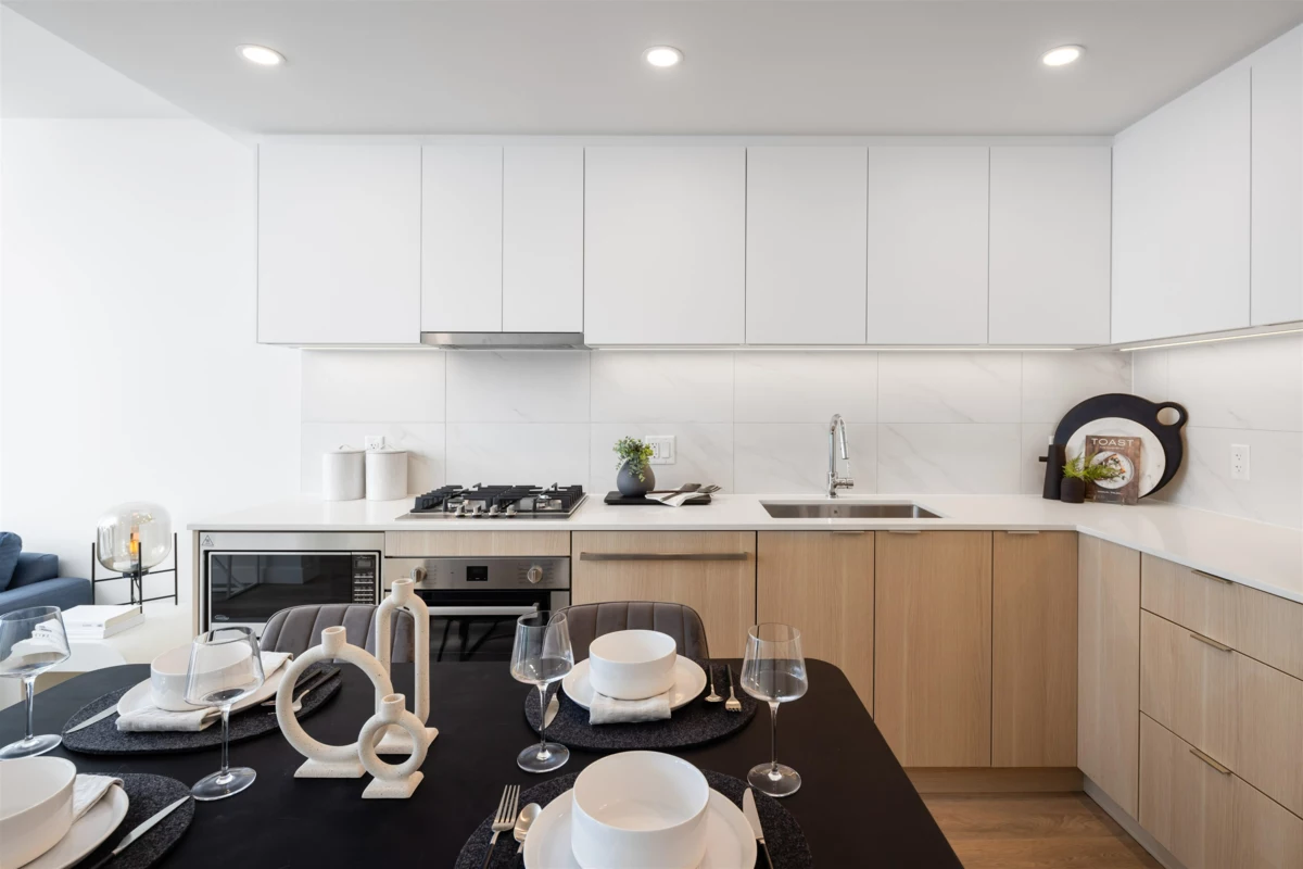 Kitchen Photo of 3106 318 Alderson Avenue, Coquitlam, BC