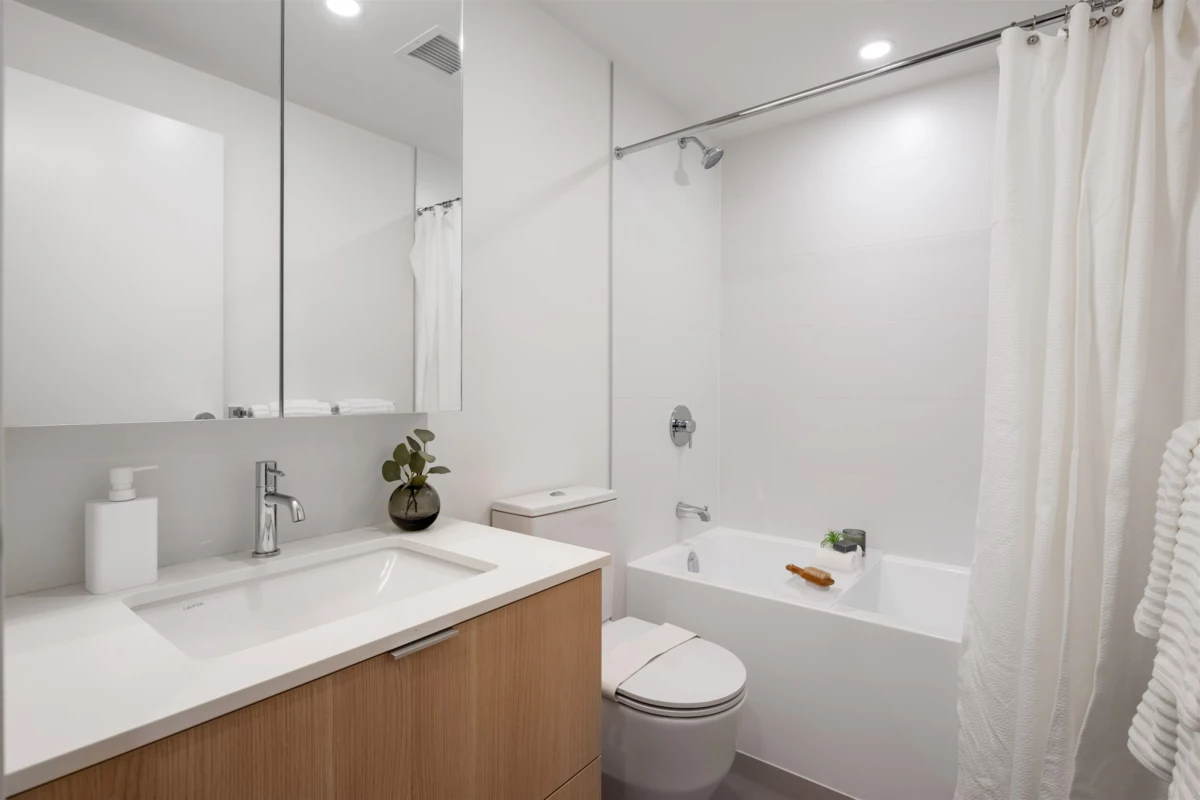 Primary Bedroom Photo of 3106 318 Alderson Avenue, Coquitlam, BC