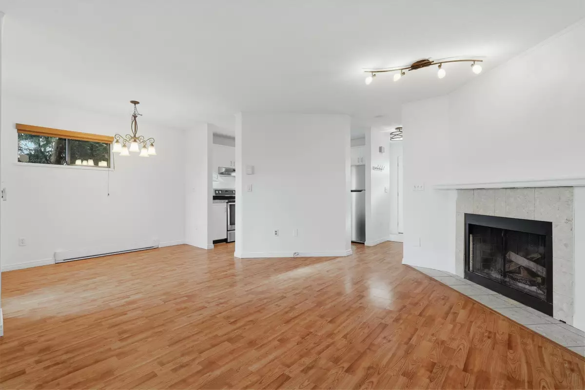 Dining Area Photo of 53 98 Begin Street, Coquitlam, BC