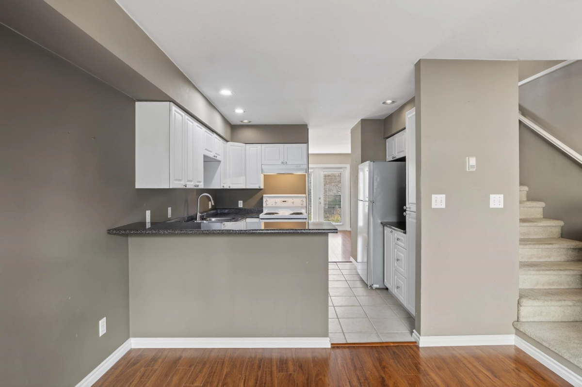 Walk-In Closet Photo of 45 15488 101a Avenue, Surrey, BC