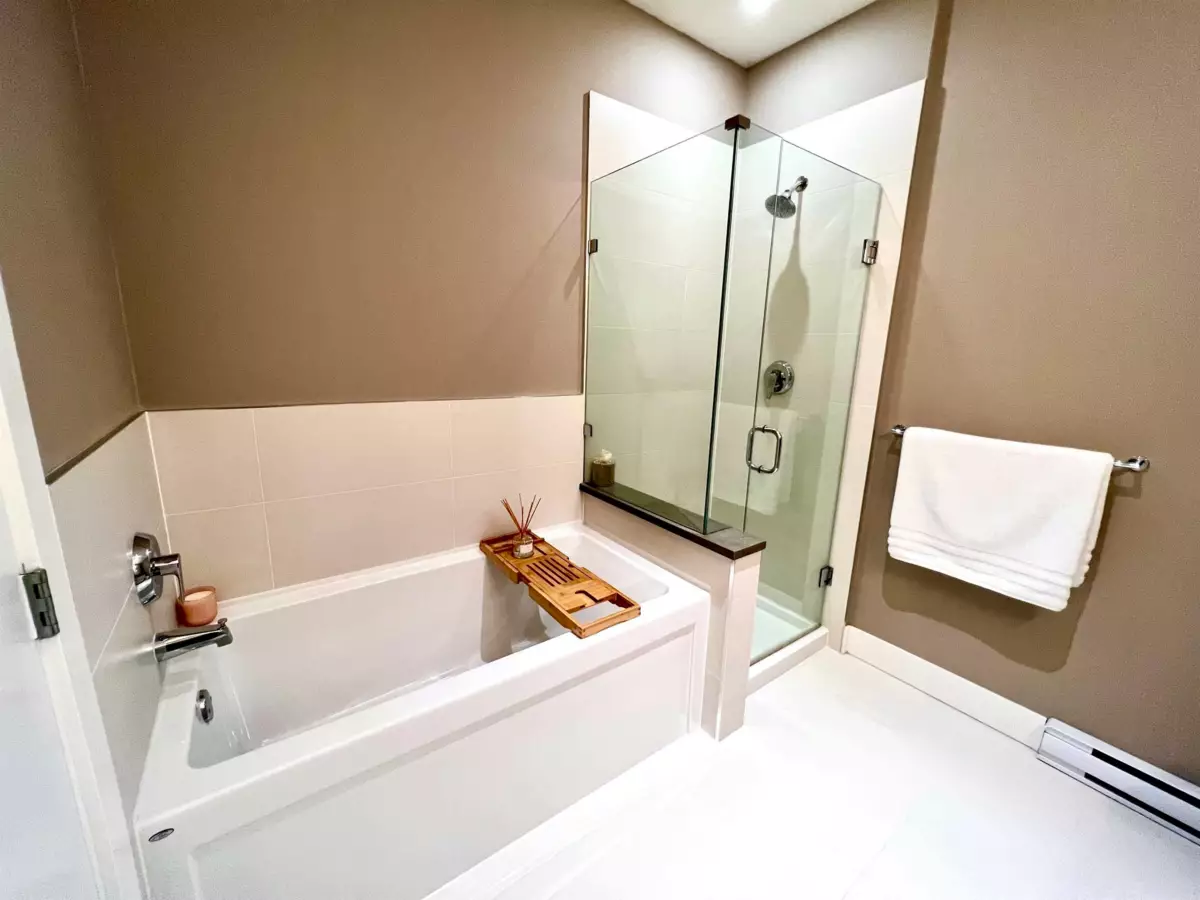 Bedroom 3 Photo of 7 5122 Canada Way, Burnaby, BC