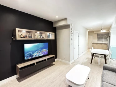 7 5122 Canada Way, Burnaby, BC