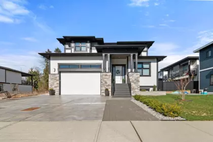 32739 Cunnigham Avenue, Mission, BC, Mission — Single Family Residence for sale