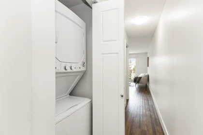 Guest Bathroom Photo of 321 2565 Campbell Avenue, Abbotsford, BC