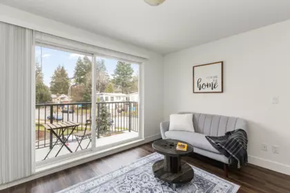 Primary Bedroom Photo of 321 2565 Campbell Avenue, Abbotsford, BC
