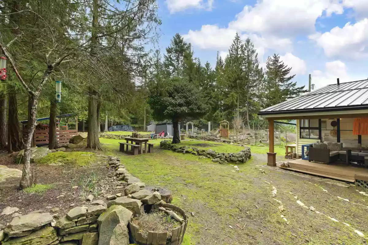 Family Room Photo of 370 Campbell Bay Road, Mayne Island, BC