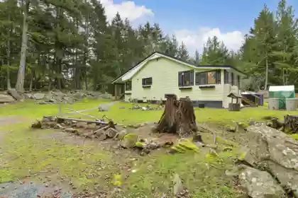 370 Campbell Bay Road, Mayne Island, BC, Mayne Island — Single Family Residence for sale
