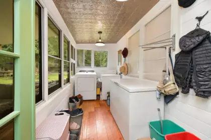 Primary Bathroom Photo of 370 Campbell Bay Road, Mayne Island, BC
