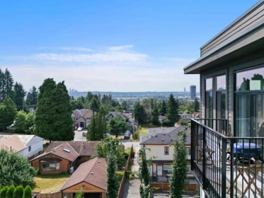 Staircase Photo of 405 708 Edgar Avenue, Coquitlam, BC