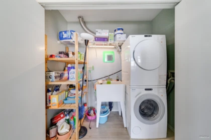 Mudroom Photo of 1001 5933 Cooney Road, Richmond, BC