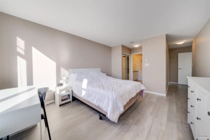 Primary Bedroom Photo of 1001 5933 Cooney Road, Richmond, BC