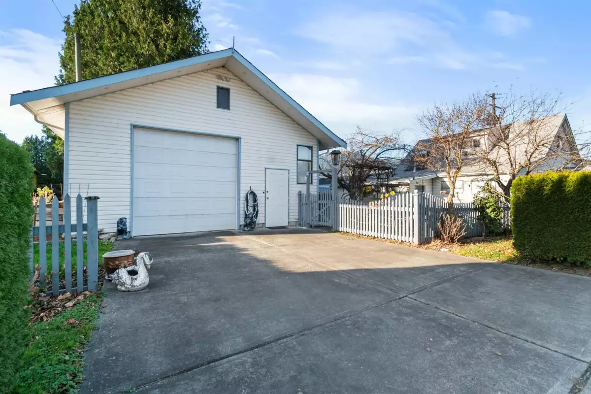 Exterior Rear Photo of 6994 Cheam Avenue, Agassiz, BC