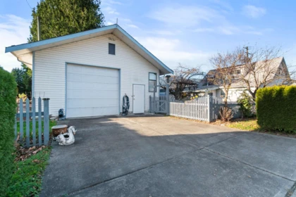 6994 Cheam Avenue, Agassiz, BC, Agassiz — Single Family Residence for sale