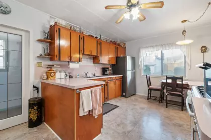 Kitchen Photo of 6994 Cheam Avenue, Agassiz, BC