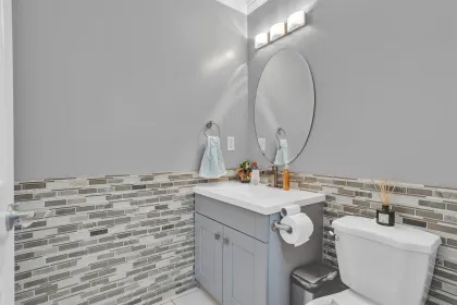 Guest Bathroom Photo of 23 160 Pembina Street, New Westminster, BC