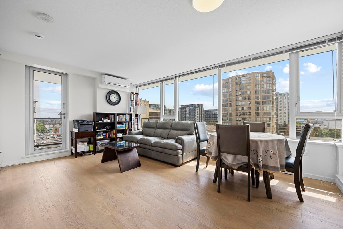 Dining Area Photo of 1005 7979 Firbridge Way, Richmond, BC