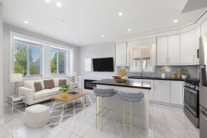 Breakfast Nook Photo of 1 2430 E 41 Street, Vancouver, BC