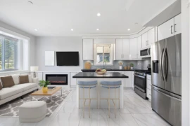 1 2430 E 41 Street, Vancouver, BC